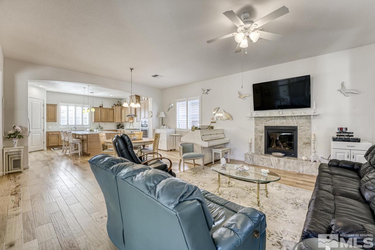 135 Niatross Court Reno, NV 89521 - Photo 13 of 38 Photo 13