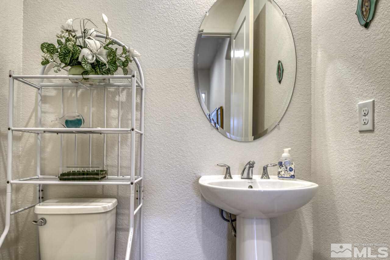 135 Niatross Court Reno, NV 89521 - Photo 25 of 38 Photo 25