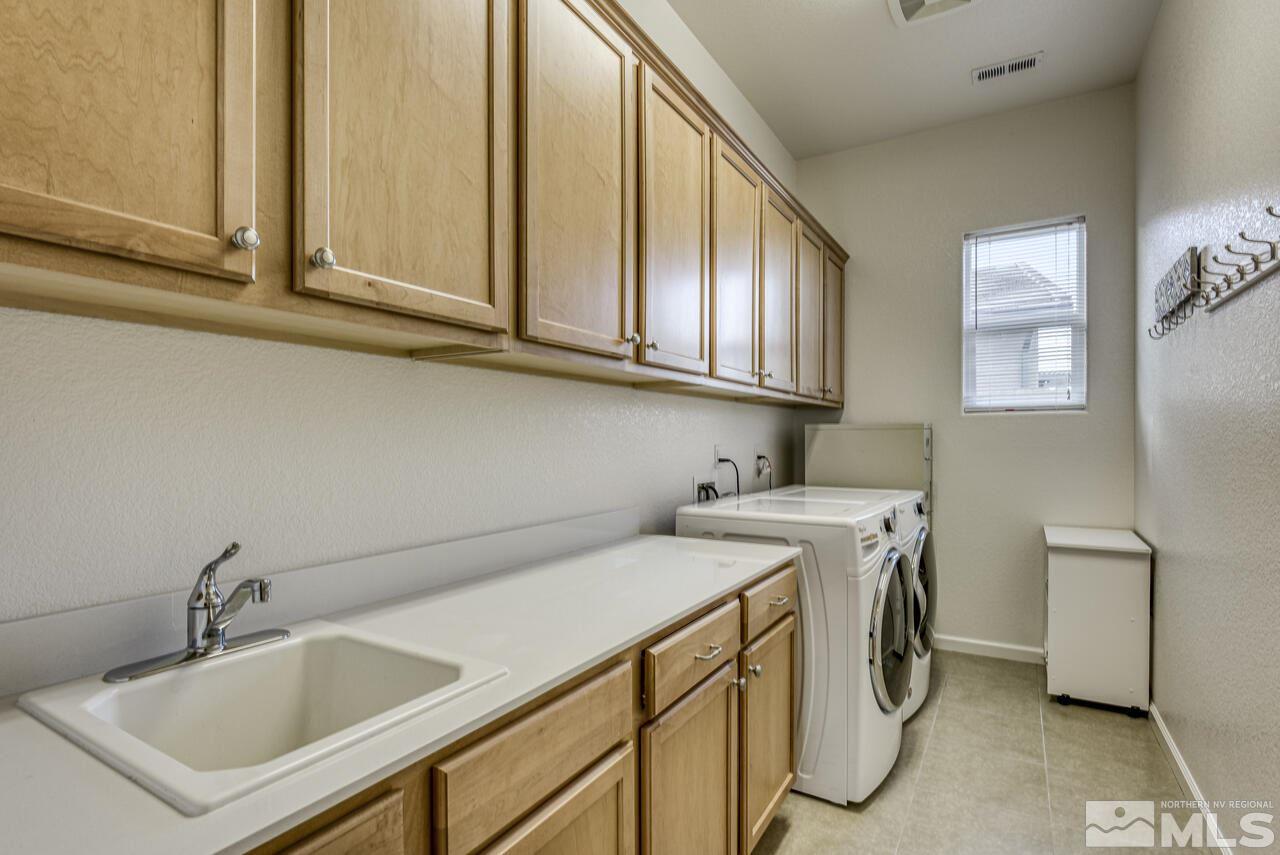 135 Niatross Court Reno, NV 89521 - Photo 30 of 38 Photo 30