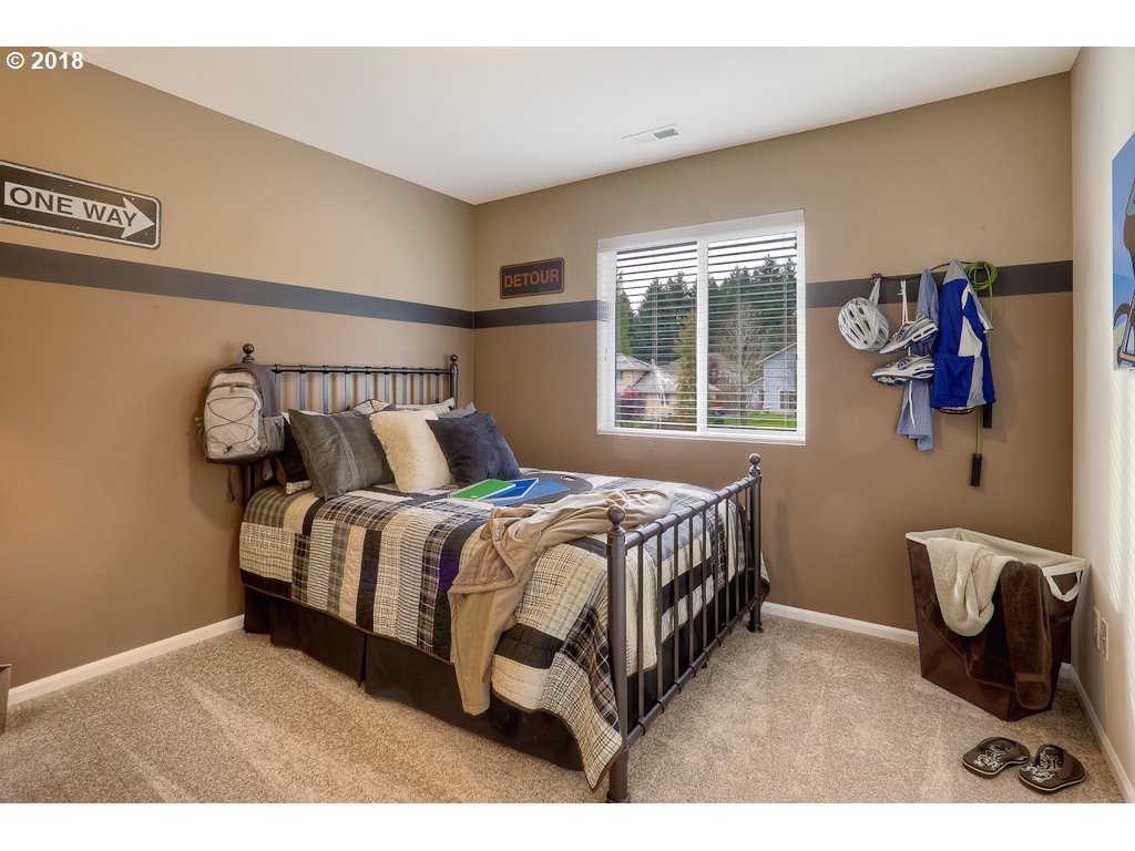 17103 Southeast Rhododendron Street Happy Valley, OR 97086 - Photo 11 of 14 Gallery Image 11
