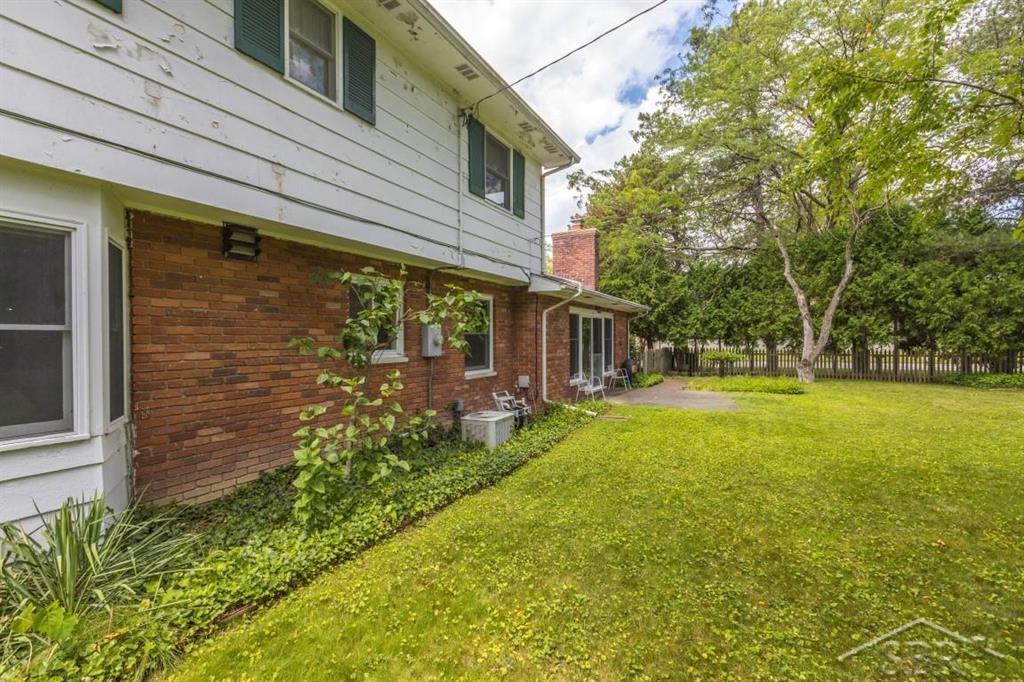 595 Stoneham Road Saginaw, MI 48638 - Photo 40 of 43 50180946-340042fc-5903-418e-b628-d94744498465.JPG