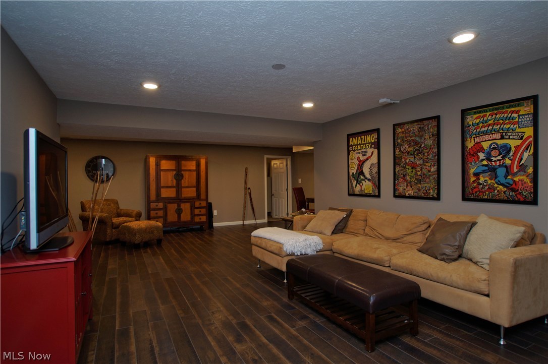 401 Falls Road Chagrin Falls, OH 44022 - Photo 22 of 32 Gallery Image 22