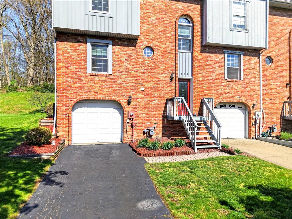 419 Shady Ridge Drive Monroeville, PA 15146 - Photo 2 of 40