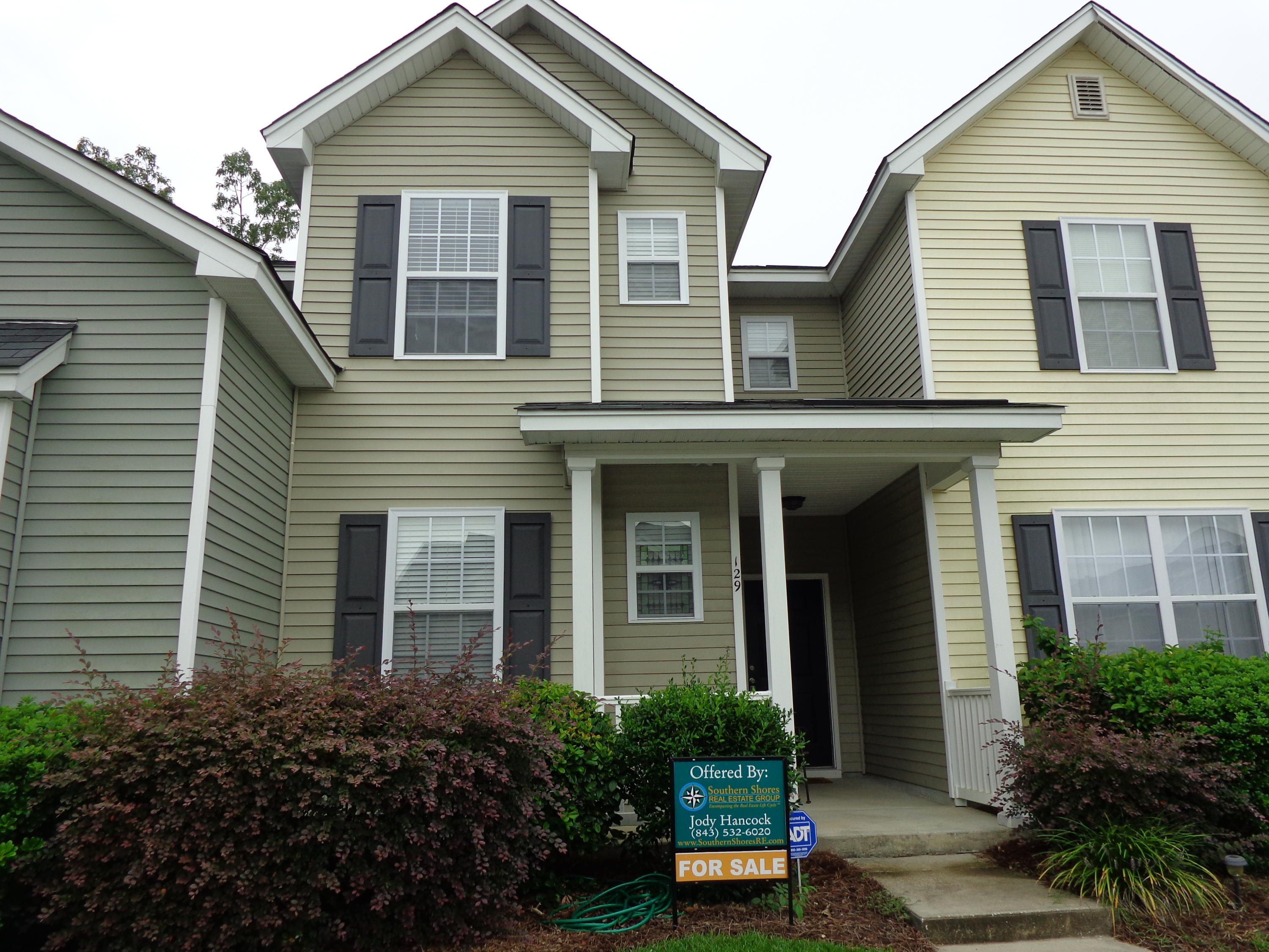 129 Woodward Road Goose Creek, SC 29445 - Photo 1 of 25 image