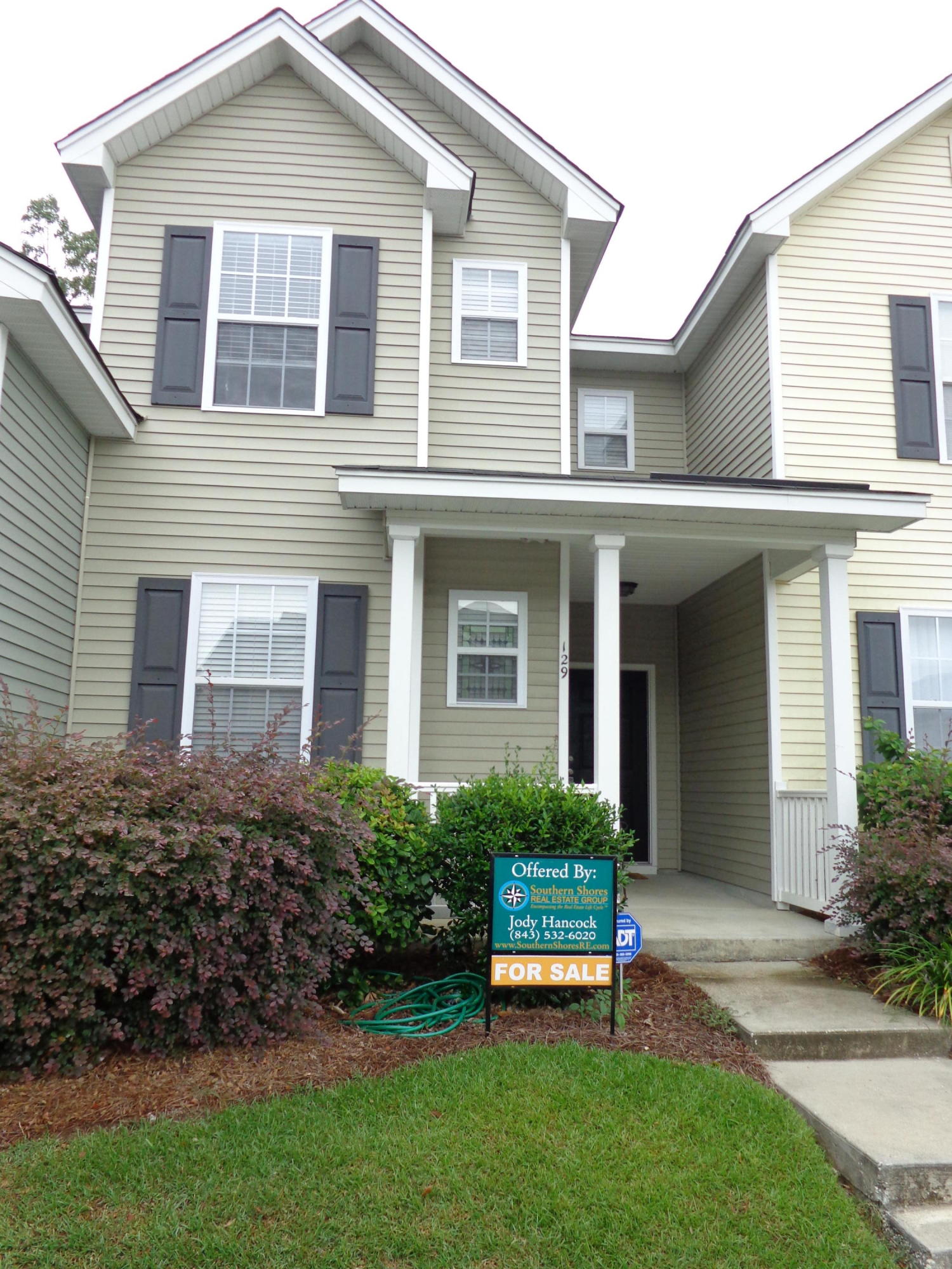 129 Woodward Road Goose Creek, SC 29445 - Photo 2 of 25 image