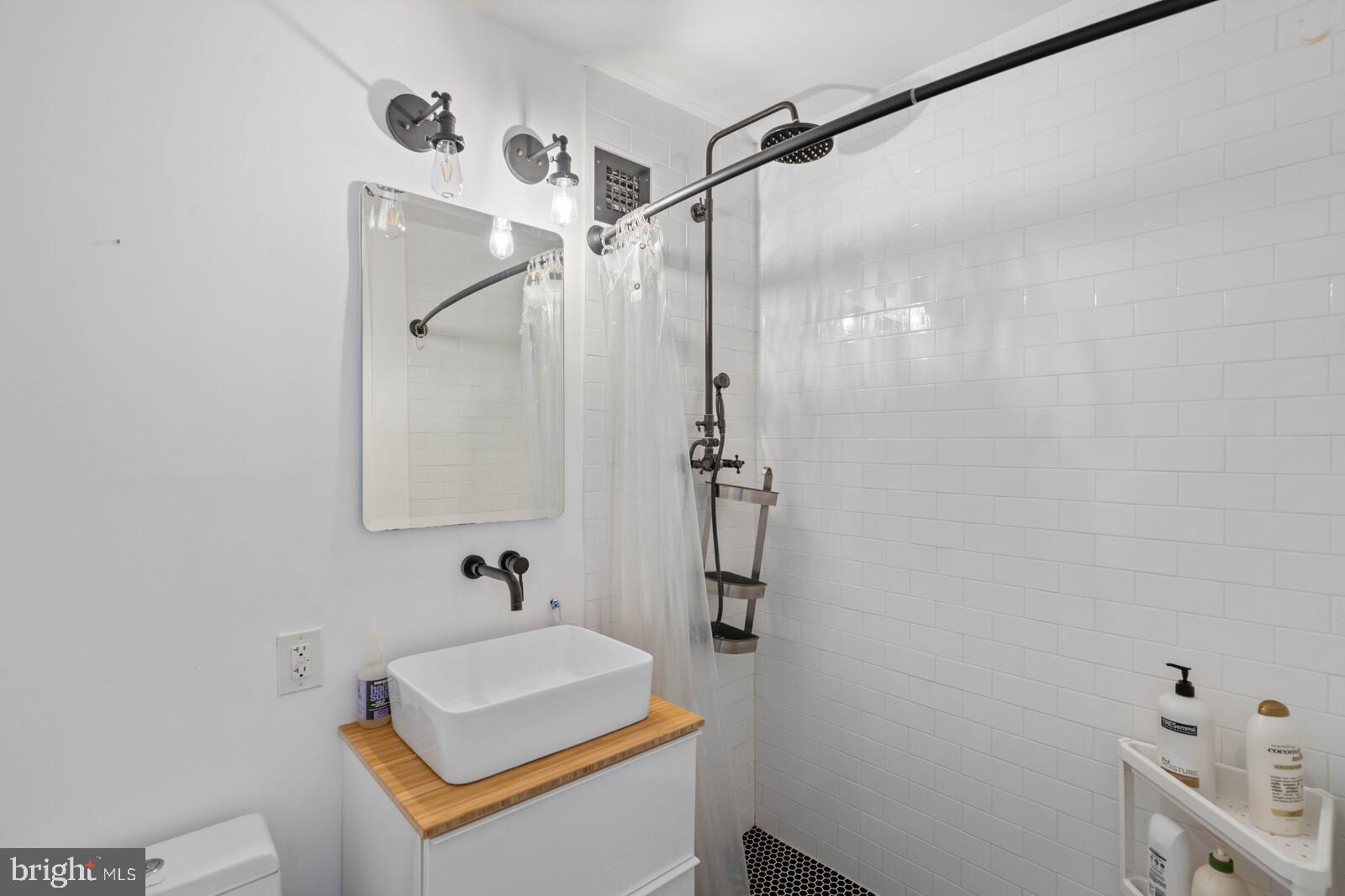 1311 Delaware Avenue Southwest, Unit S841 Washington, DC 20024 - Photo 8 of 17