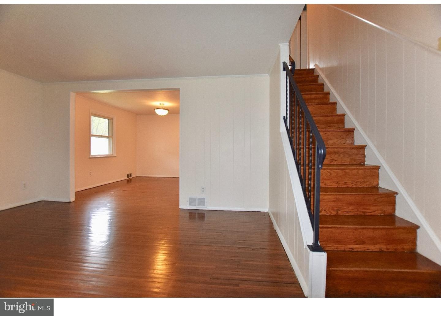 742 Thorndale Road Aldan, PA 19018 - Photo 4 of 20 Gallery Image 4
