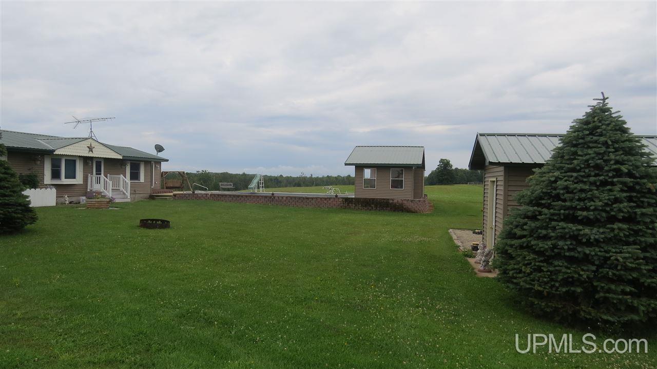 2613 18th Road Escanaba, MI 49829 - Photo 16 of 18