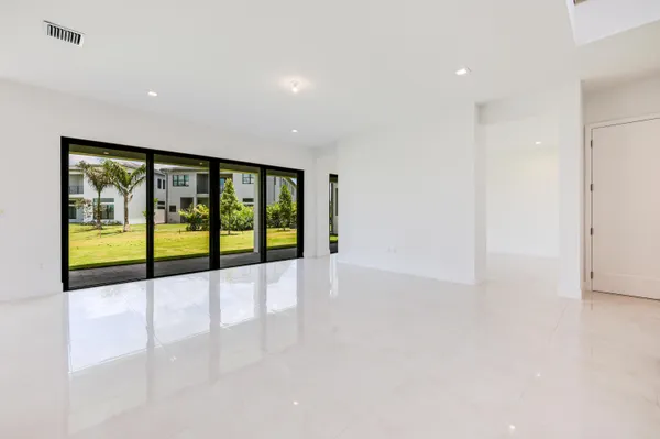 $14,500 | 9451 Riverside Pk Drive, Boca Raton, FL 33434