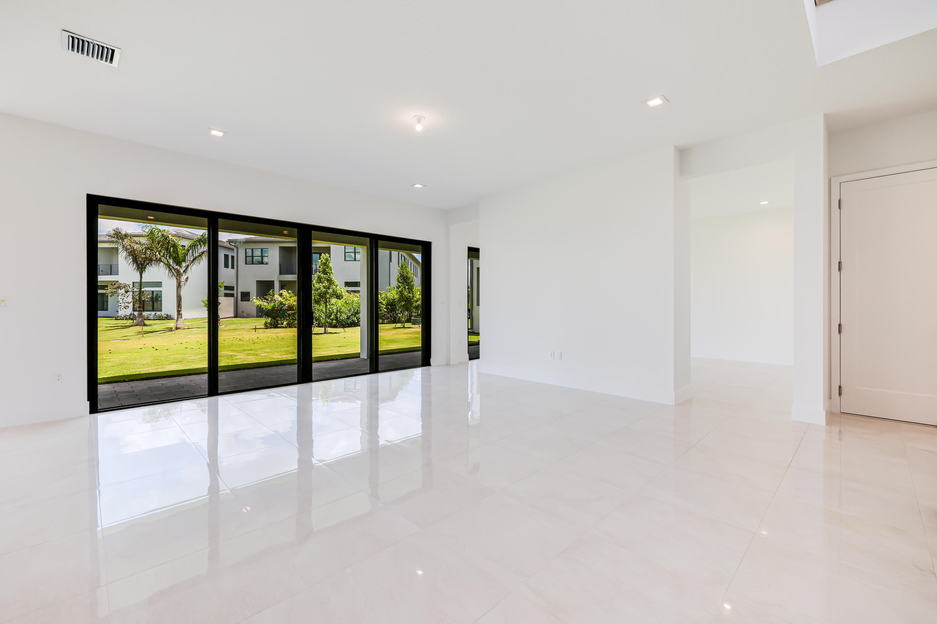 9451 Riverside Pk Drive Boca Raton, FL 33434 - Photo 12 of 71 9451 Riverside Park Dr-7