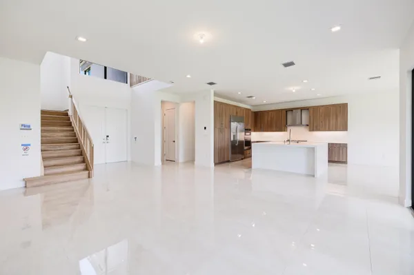 $14,500 | 9451 Riverside Pk Drive, Boca Raton, FL 33434