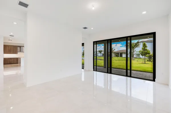 $14,500 | 9451 Riverside Pk Drive, Boca Raton, FL 33434