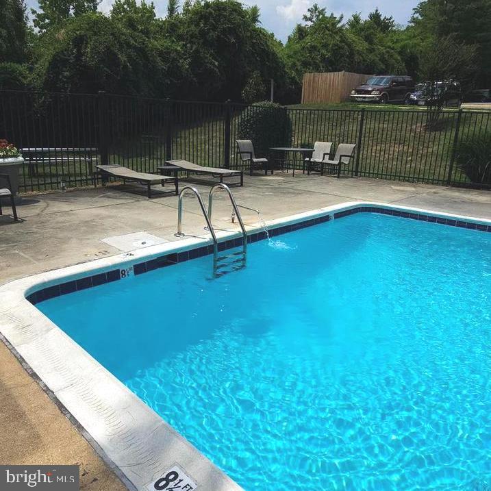 6220 Edsall Road, Unit 302 Alexandria, VA 22312 - Photo 25 of 32 2nd View Community Pool.