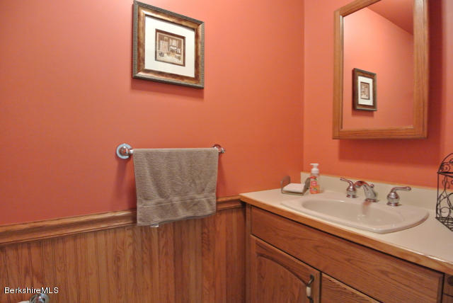 35 Osceola Road Richmond, MA 01254 - Photo 29 of 45 First floor half bath