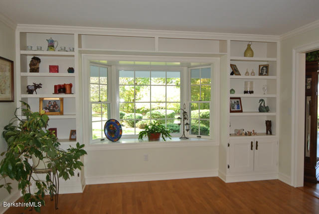 35 Osceola Road Richmond, MA 01254 - Photo 6 of 45 DSC_6026