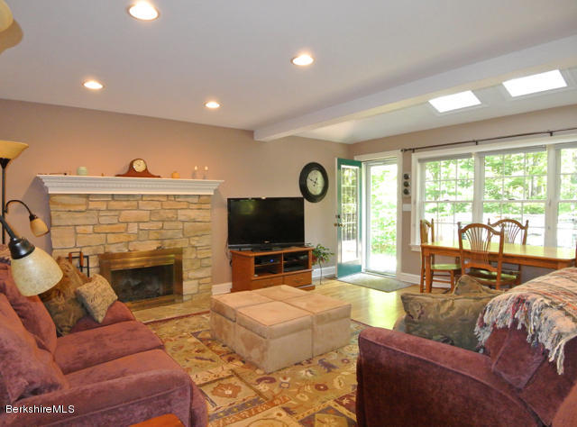 35 Osceola Road Richmond, MA 01254 - Photo 10 of 45 DSC_6017