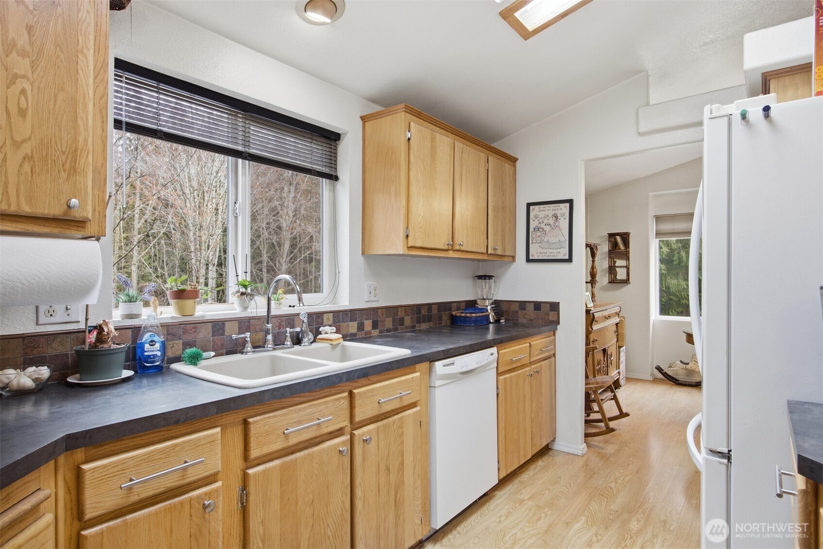1904 Yew Street Road Bellingham, WA 98229 - Photo 16 of 38 Gallery Image 16