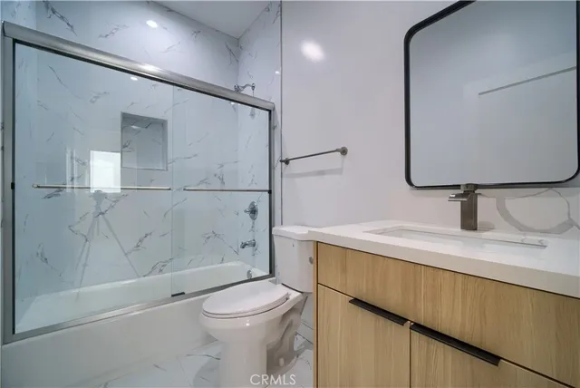 $5,395 | 257 South Ave 54, Los Angeles, CA 90042