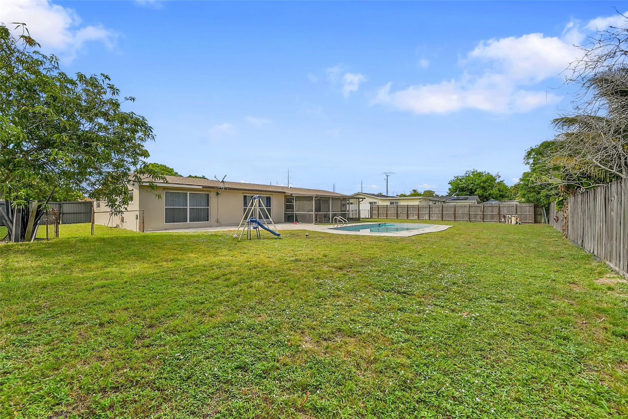 300 Kathy Lane Margate, FL 33068 - Photo 22 of 25 Photo 22