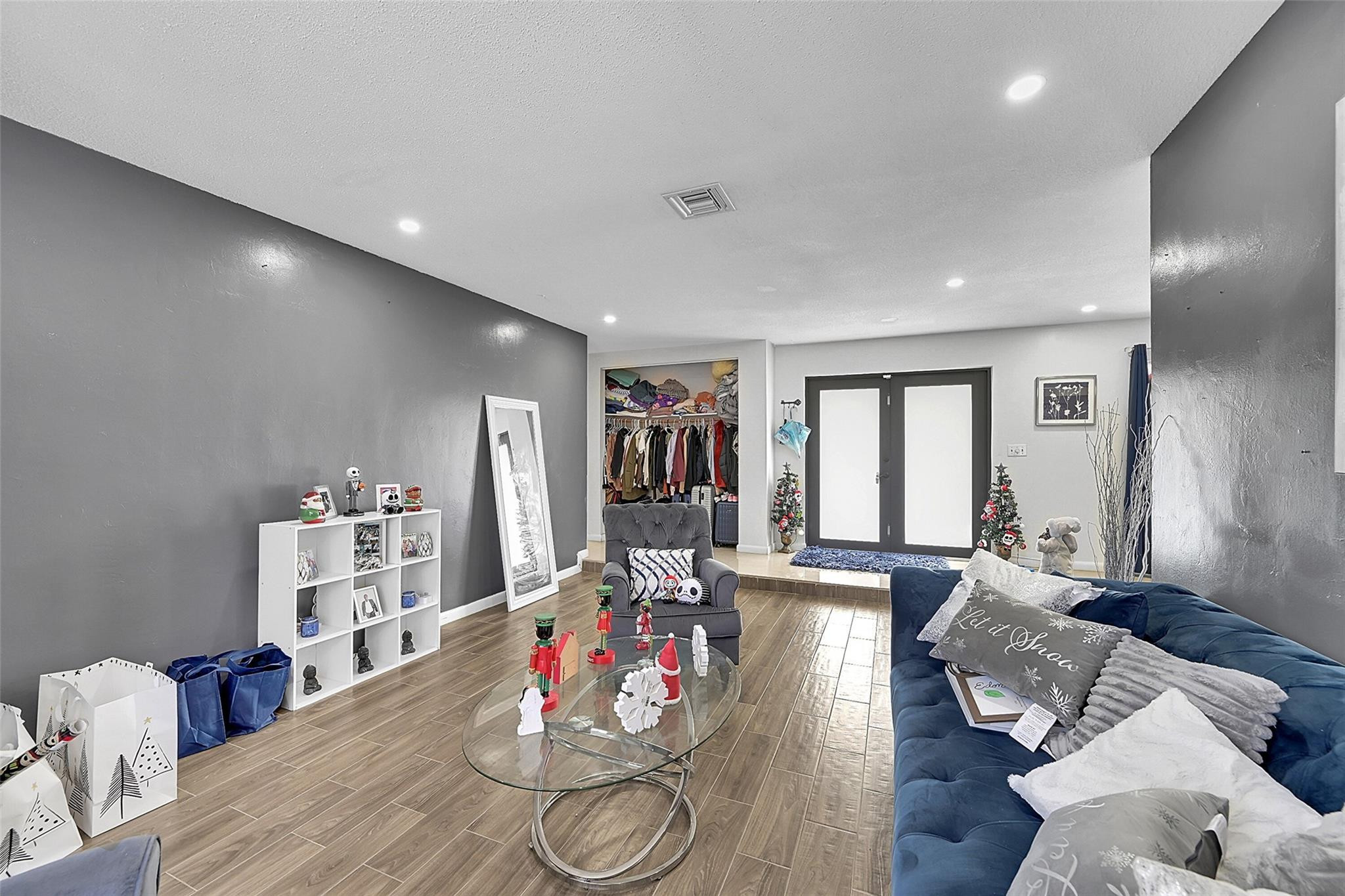 300 Kathy Lane Margate, FL 33068 - Photo 5 of 25 Photo 5