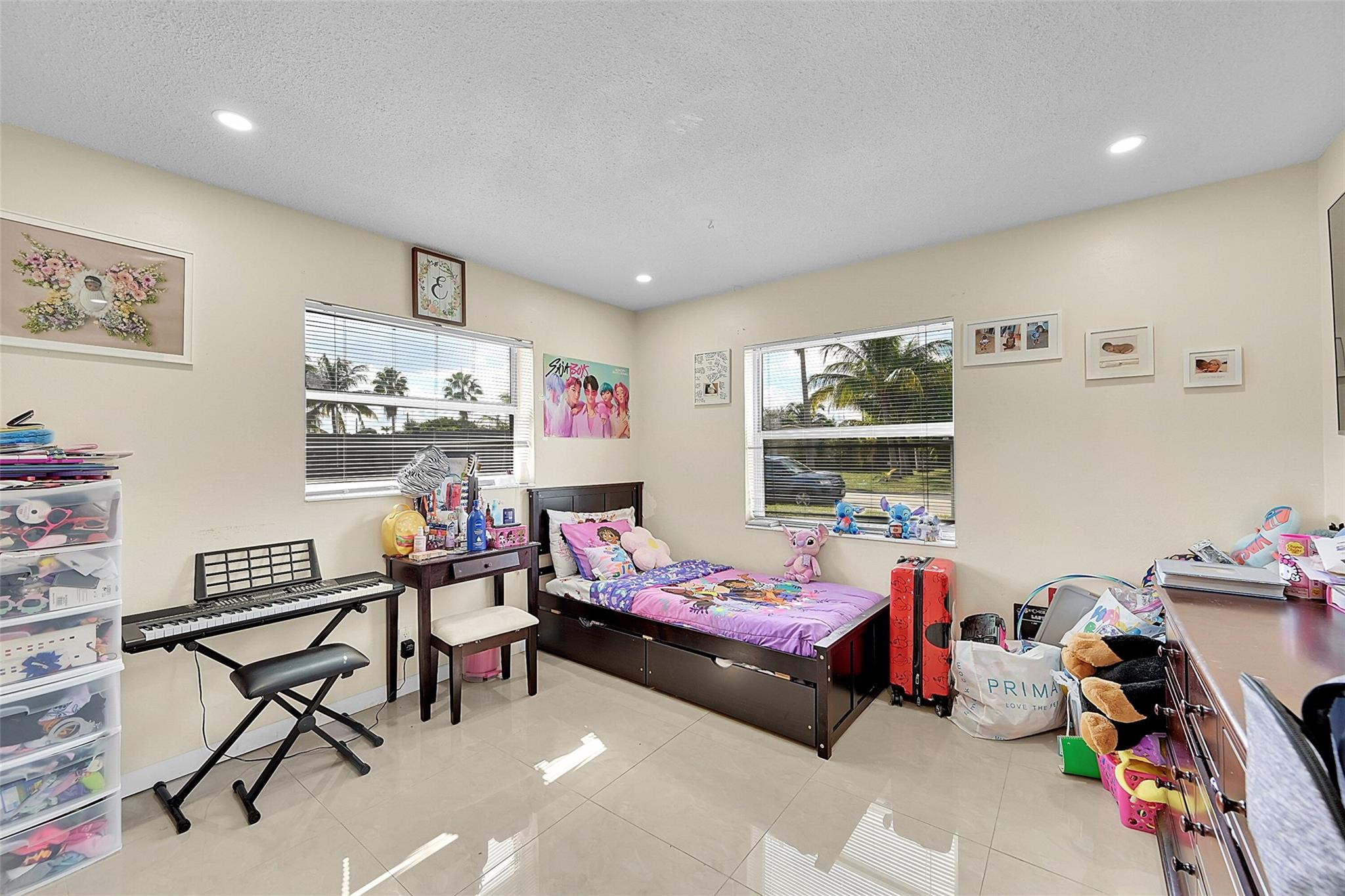 300 Kathy Lane Margate, FL 33068 - Photo 9 of 25 Photo 9