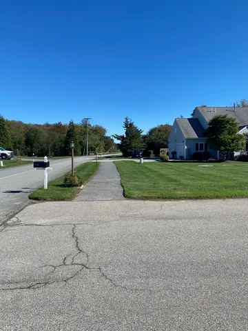 $515,000 | 8 Village Way, Unit 8, Westport, MA 02790