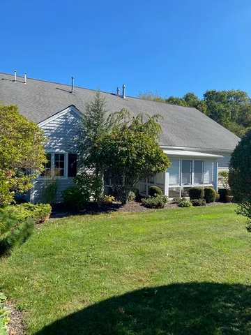 $515,000 | 8 Village Way, Unit 8, Westport, MA 02790