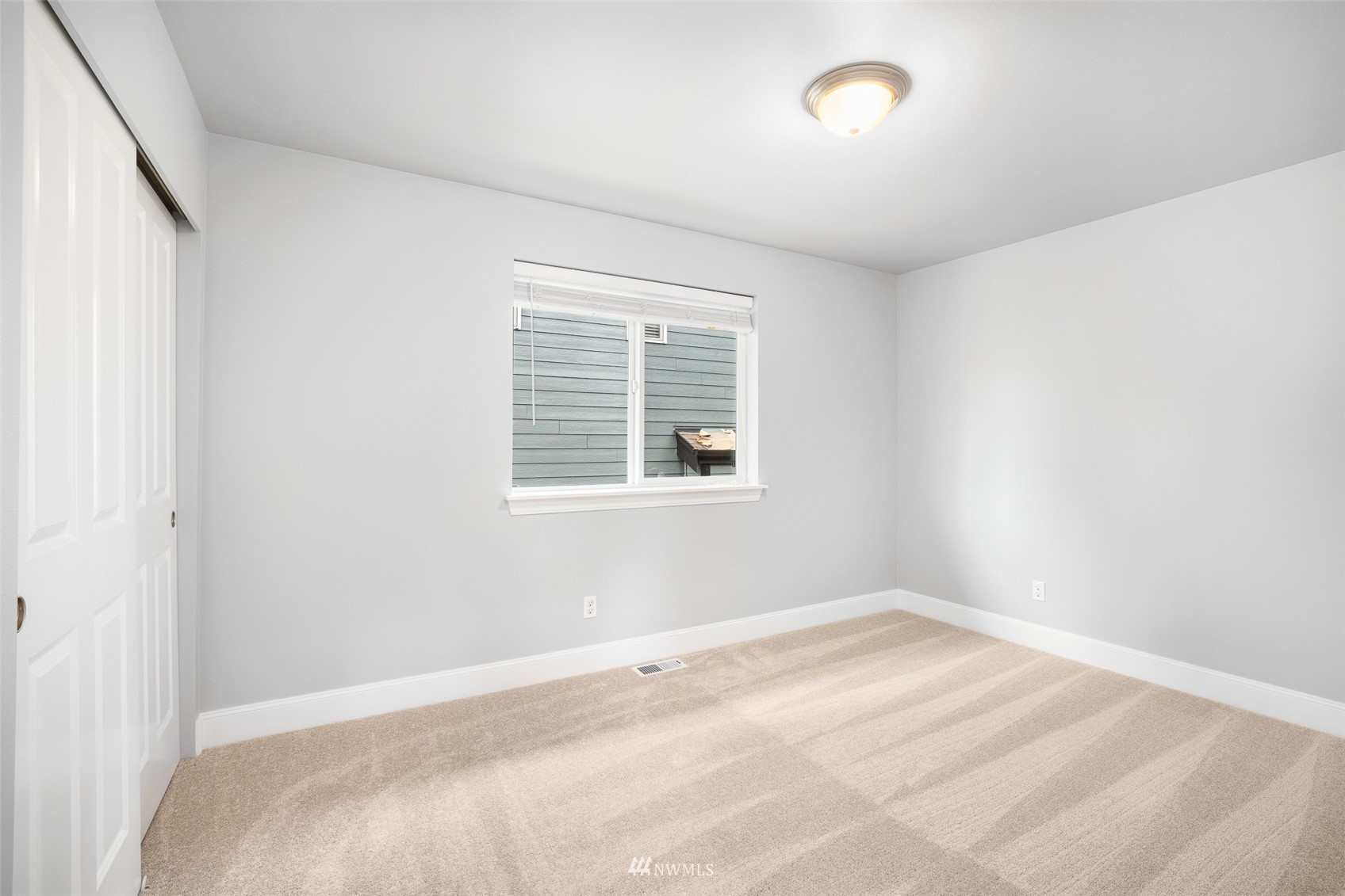 13700 161st Place Southeast Renton, WA 98059 - Photo 25 of 31 Gallery Image 25