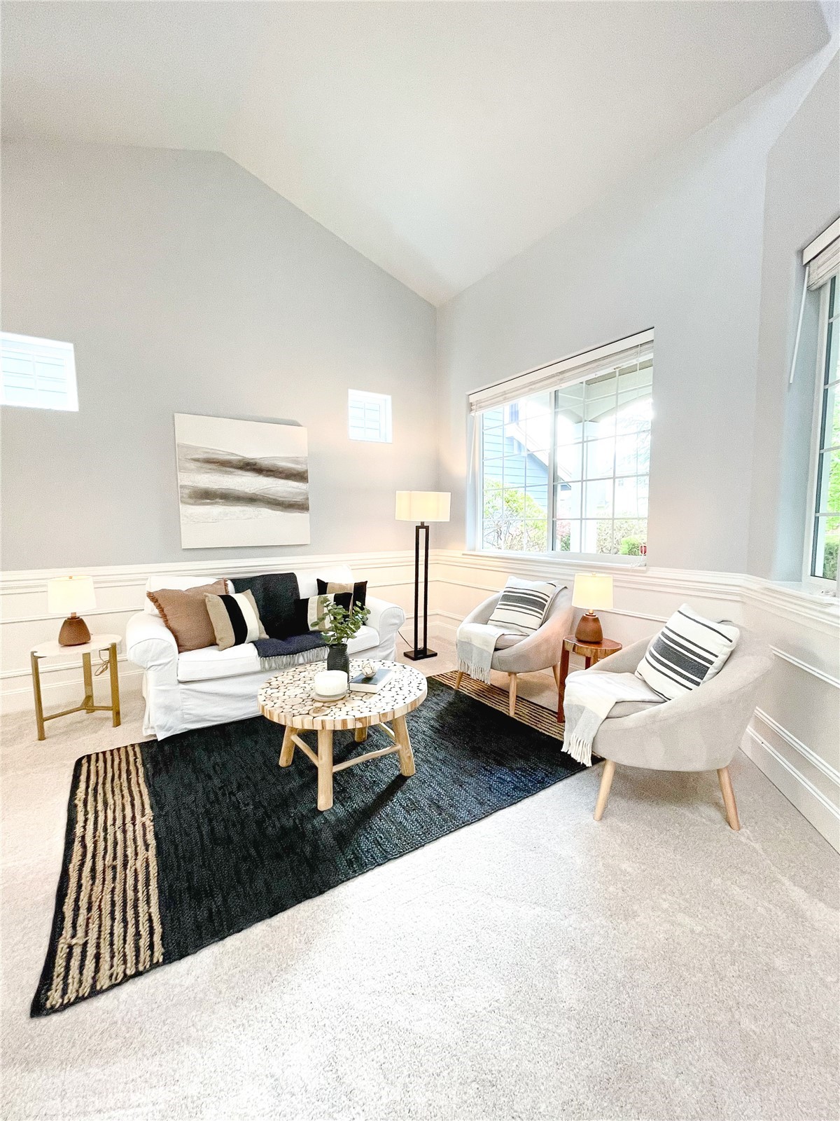 13700 161st Place Southeast Renton, WA 98059 - Photo 5 of 31 Gallery Image 5