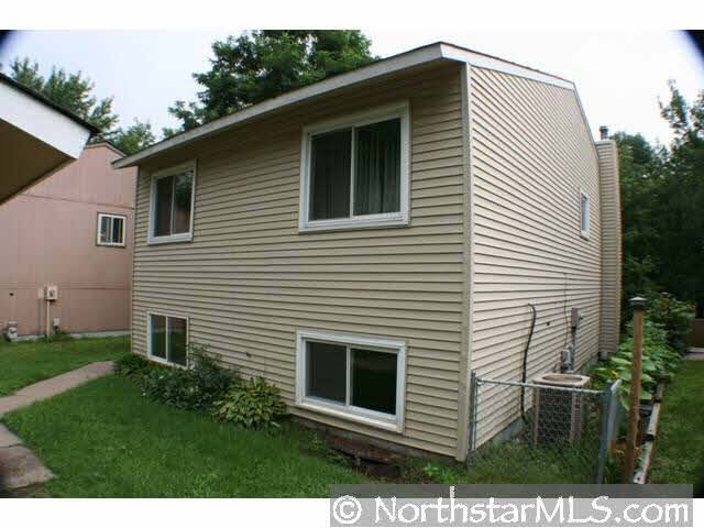7865 Rimbley Road Woodbury, MN 55125 - Photo 1 of 10