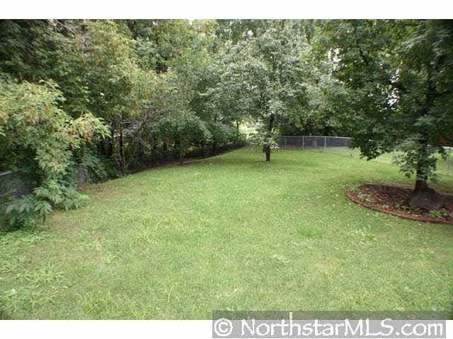 7865 Rimbley Road Woodbury, MN 55125 - Photo 3 of 10