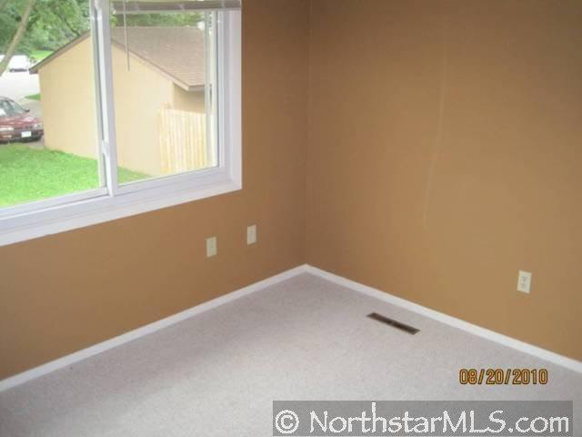 7865 Rimbley Road Woodbury, MN 55125 - Photo 8 of 10