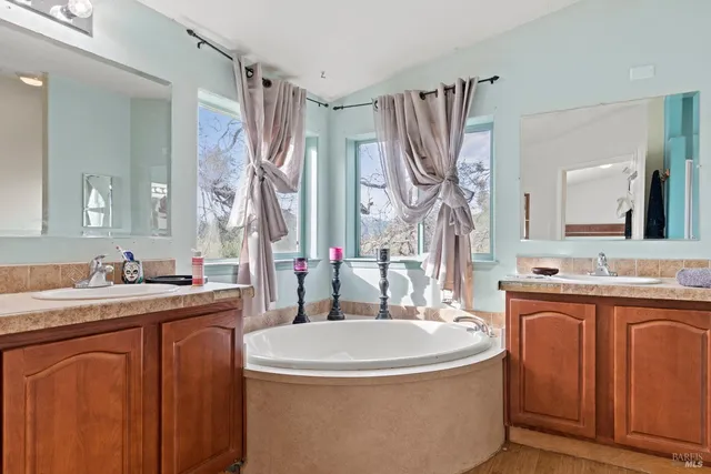 $450,000 | 50410 Highway 101, Laytonville, CA 95417