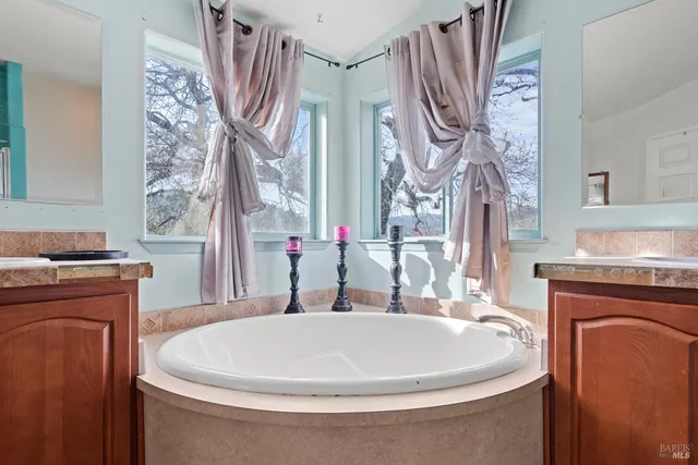 $450,000 | 50410 Highway 101, Laytonville, CA 95417