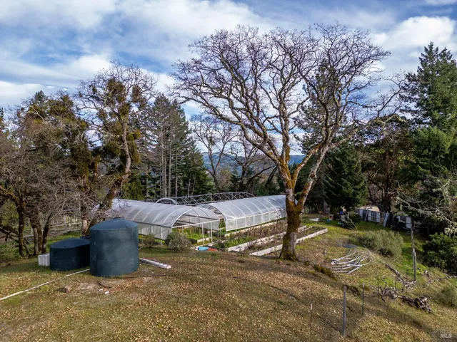 $450,000 | 50410 Highway 101, Laytonville, CA 95417