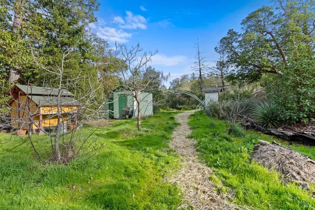 $450,000 | 50410 Highway 101, Laytonville, CA 95417