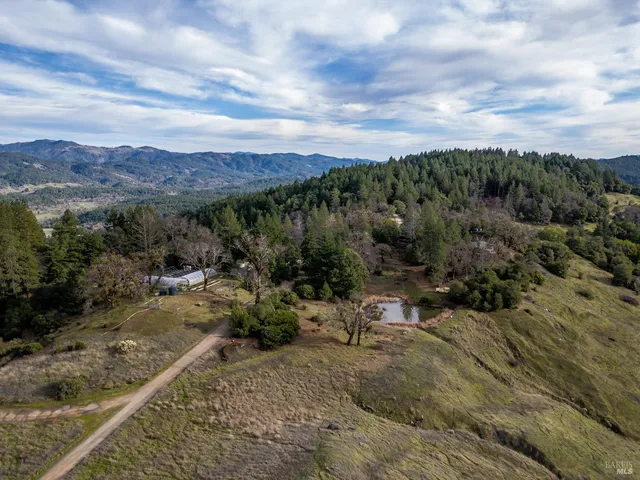$450,000 | 50410 Highway 101, Laytonville, CA 95417