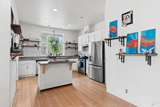 $450,000 | 50410 Highway 101, Laytonville, CA 95417