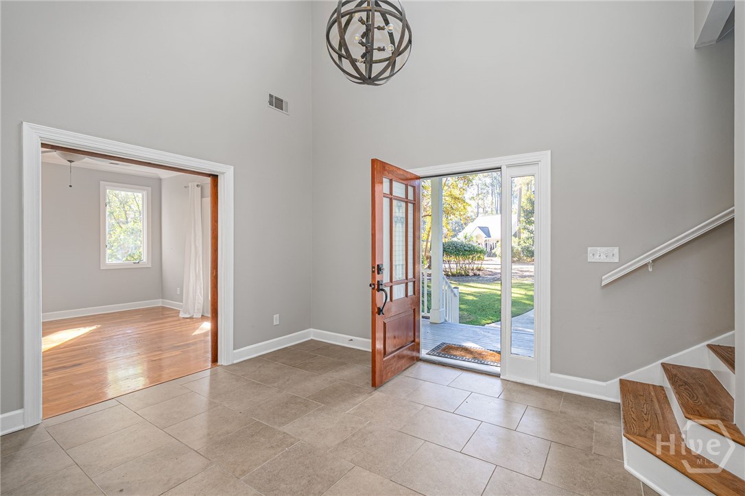 22 Deer Run Savannah, GA 31411 - Photo 3 of 29