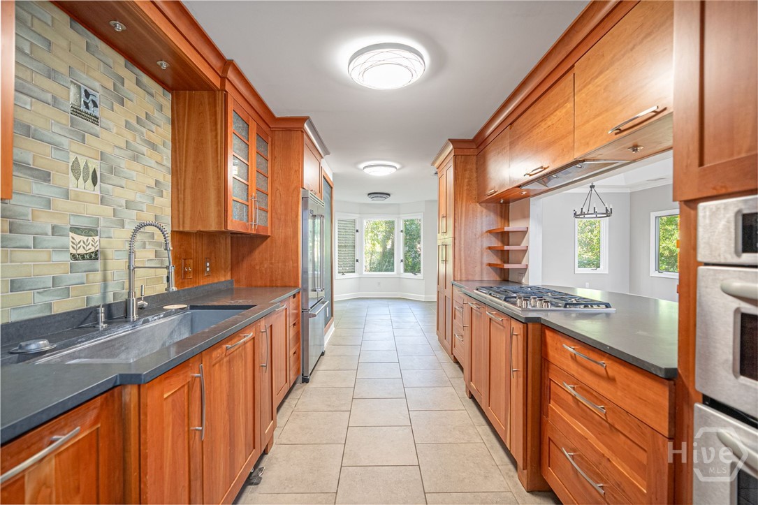 22 Deer Run Savannah, GA 31411 - Photo 6 of 29