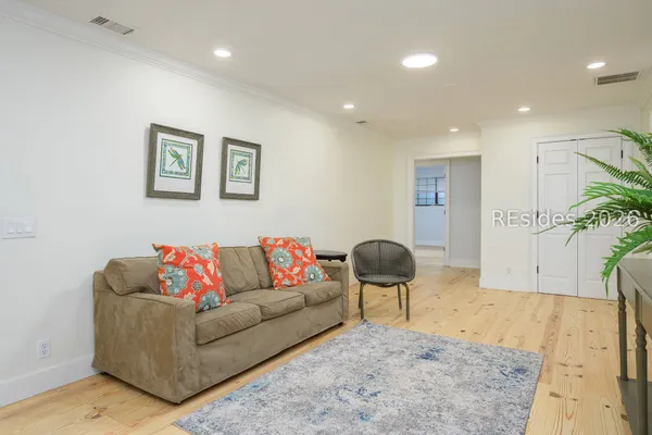 $1,050,000 | 14 Bay Pines Drive, Hilton Head Island, SC 29928