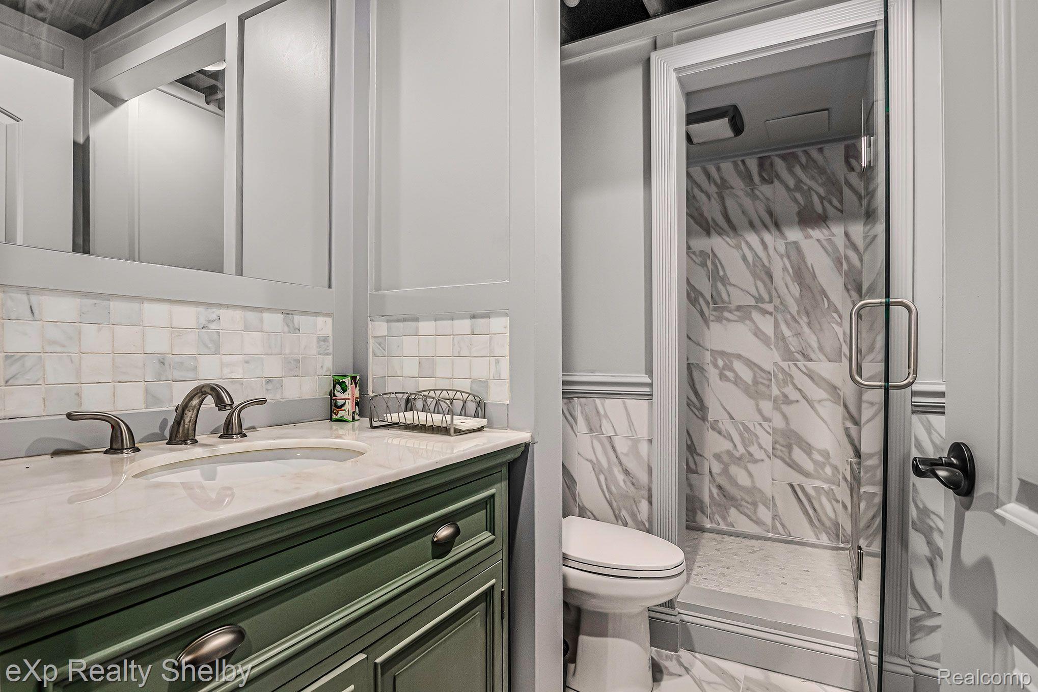 1370 Copper Circle Rochester, MI 48306 - Photo 26 of 32 Gallery Image 26