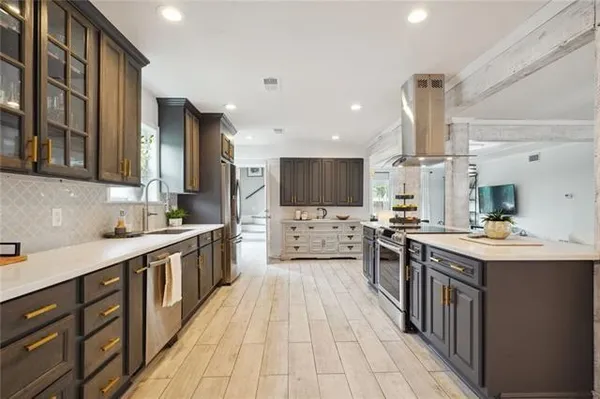 $485,000 | 1801 Fairfax Avenue, Metairie, LA 70003