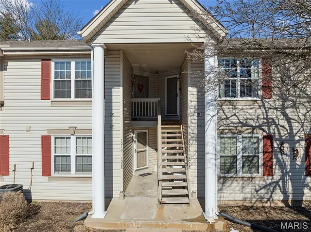 $147,000 | 1014 Sugar Creek Court, Unit 8, St. Peters, MO 63376