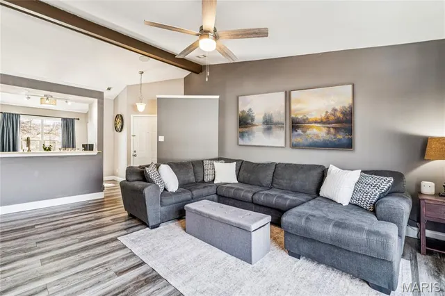 $147,000 | 1014 Sugar Creek Court, Unit 8, St. Peters, MO 63376