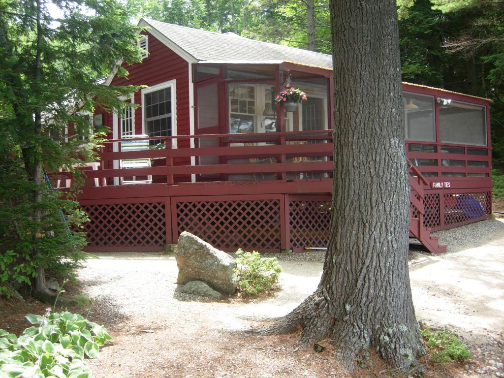 48 Zinns Road Stoddard, NH 03464 - Photo 2 of 13