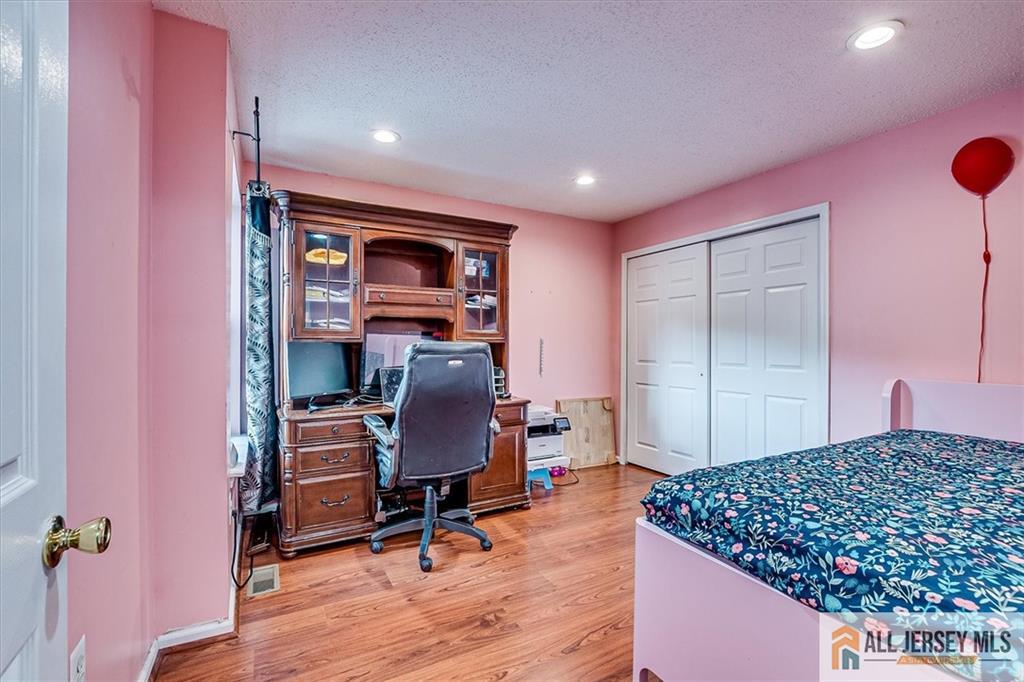 32 Prestwick Way, Unit 32 Edison, NJ 08820 - Photo 25 of 28 Gallery Image 25