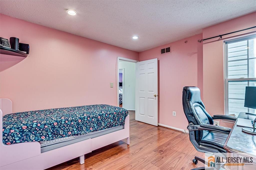 32 Prestwick Way, Unit 32 Edison, NJ 08820 - Photo 26 of 28 Gallery Image 26