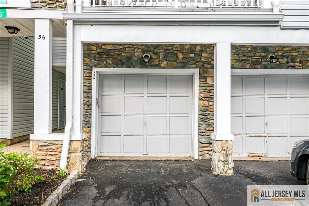 32 Prestwick Way, Unit 32 Edison, NJ 08820 - Photo 4 of 28 Gallery Image 4