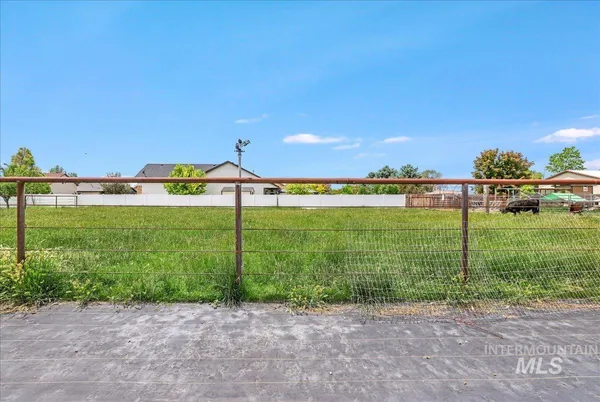 $650,000 | 1011 Filer Avenue West, Twin Falls, ID 83301